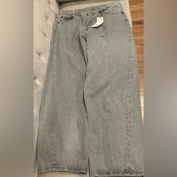 NWT Zara High Waist Jeans - Picture 2 of 4